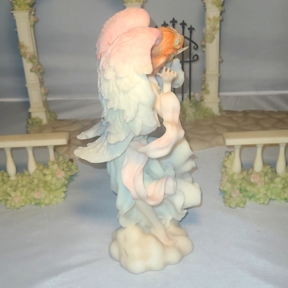 Seraphim Classics 2001 Thank You Angel Porcelain Figurine - Picture 4 of 6